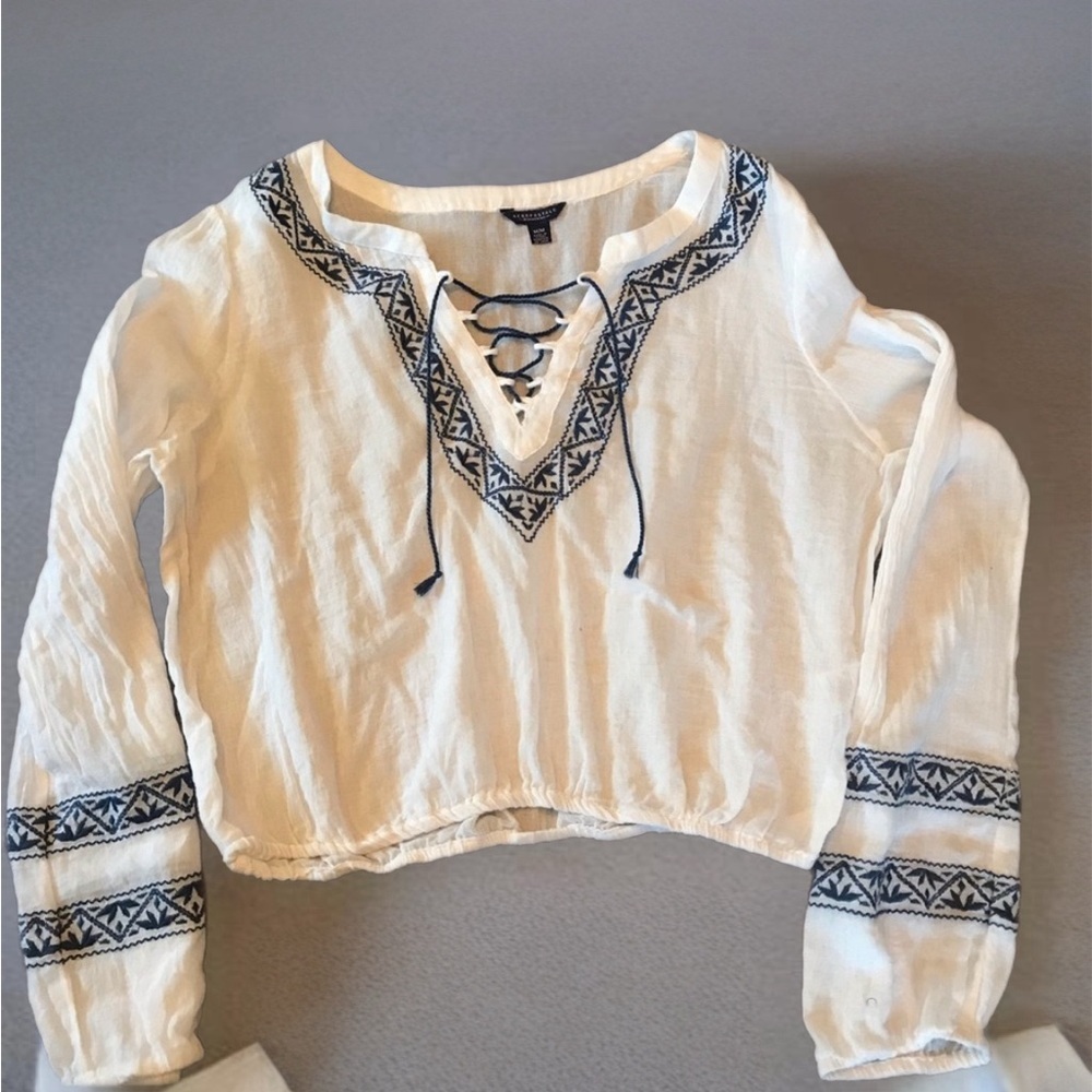 Aeropostale size M peasant top - Picture 3 of 3